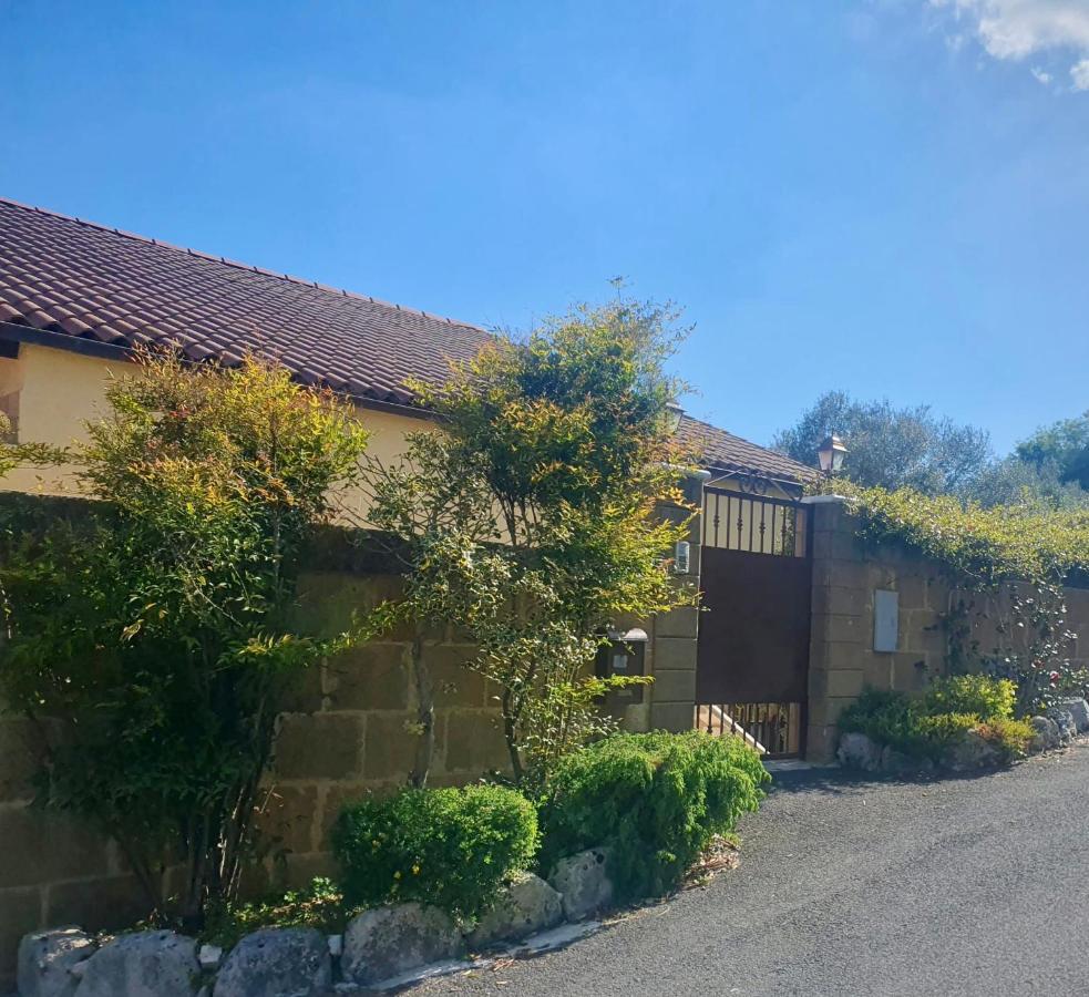 Casa Vacanze Salvatore Палацоло Акрейде Екстериор снимка