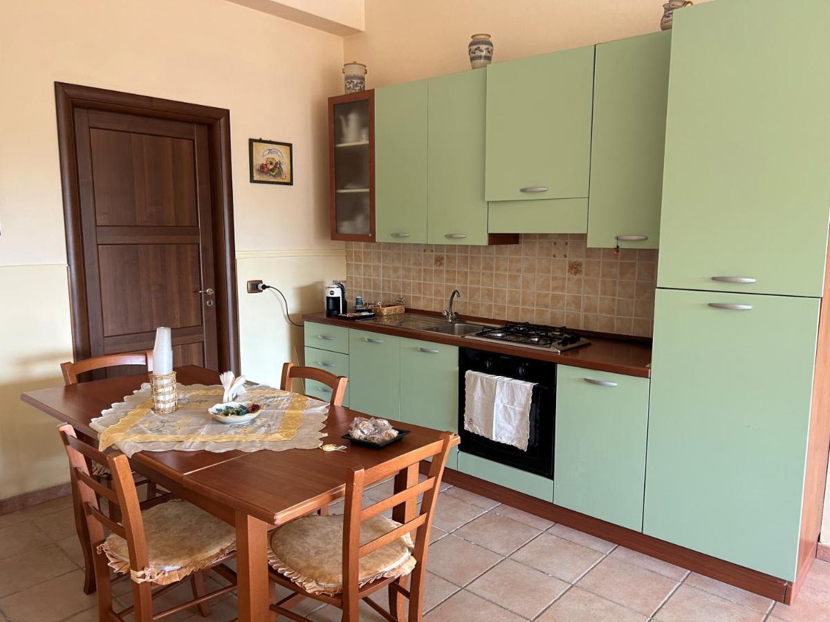 Casa Vacanze Salvatore Палацоло Акрейде Екстериор снимка