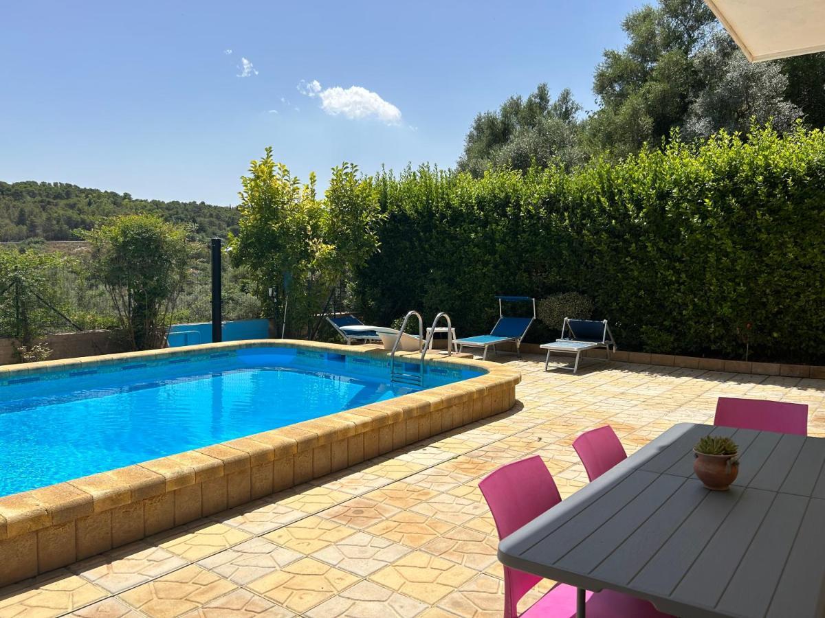 Casa Vacanze Salvatore Палацоло Акрейде Екстериор снимка