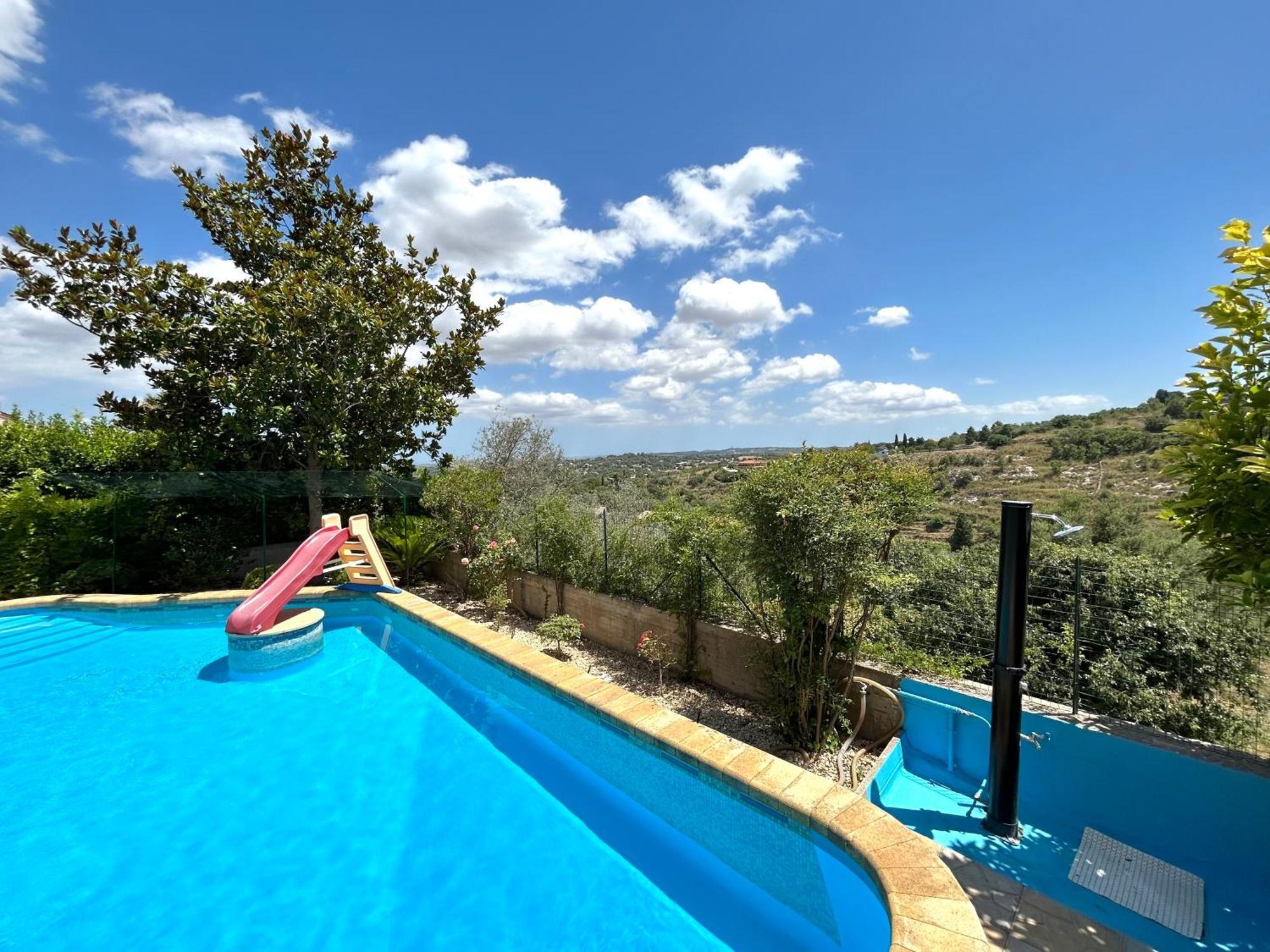 Casa Vacanze Salvatore Палацоло Акрейде Екстериор снимка